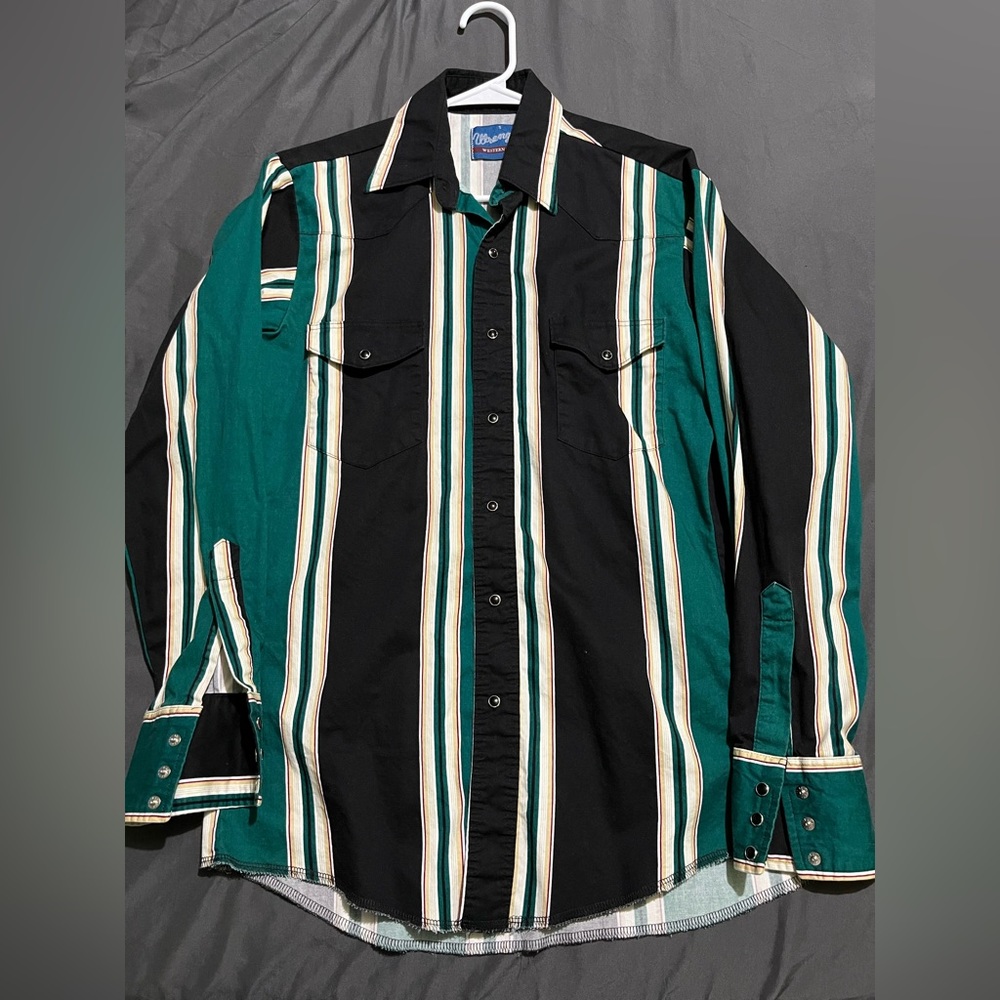Vintage wrangler pearl snap shirt
